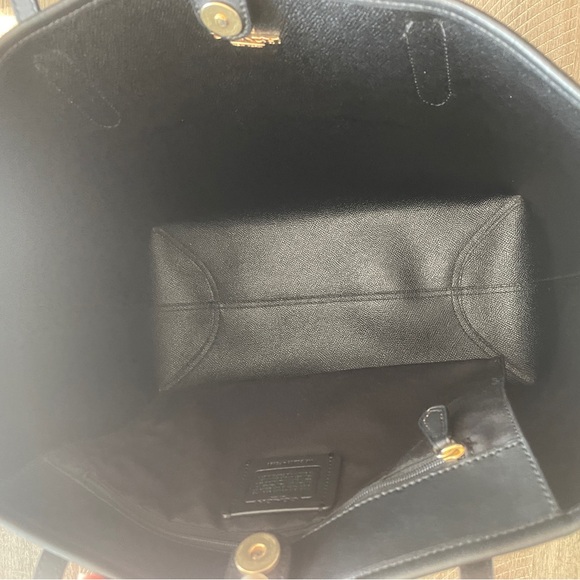 Like New Coach City Tote Bag in Signature Canvas - Picture 7 of 7